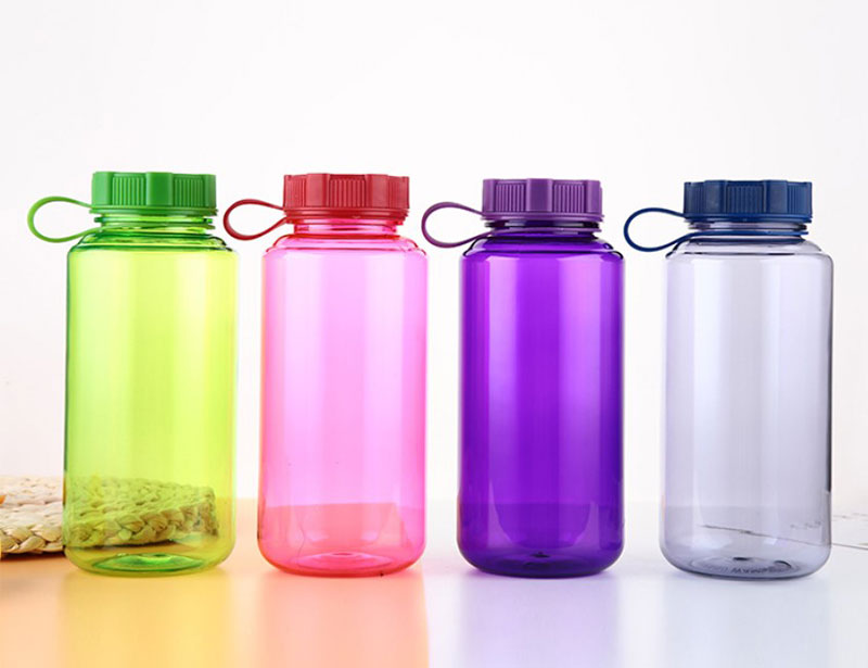 32oz Sport Water Bottle with Handle