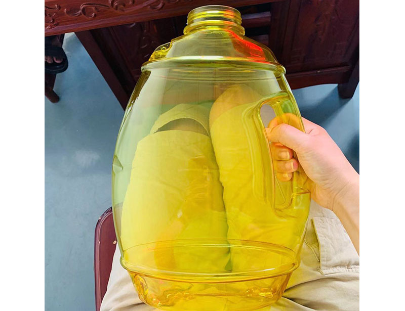 Large Capacity 3780ml Sport Water Jug