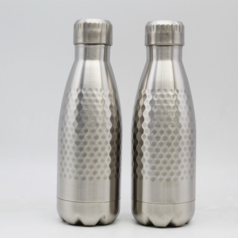 SS304 Approved Hammered stainless steel Water Bottle Cola Shaped 500ML High Vacuum Insulated Water Bottle