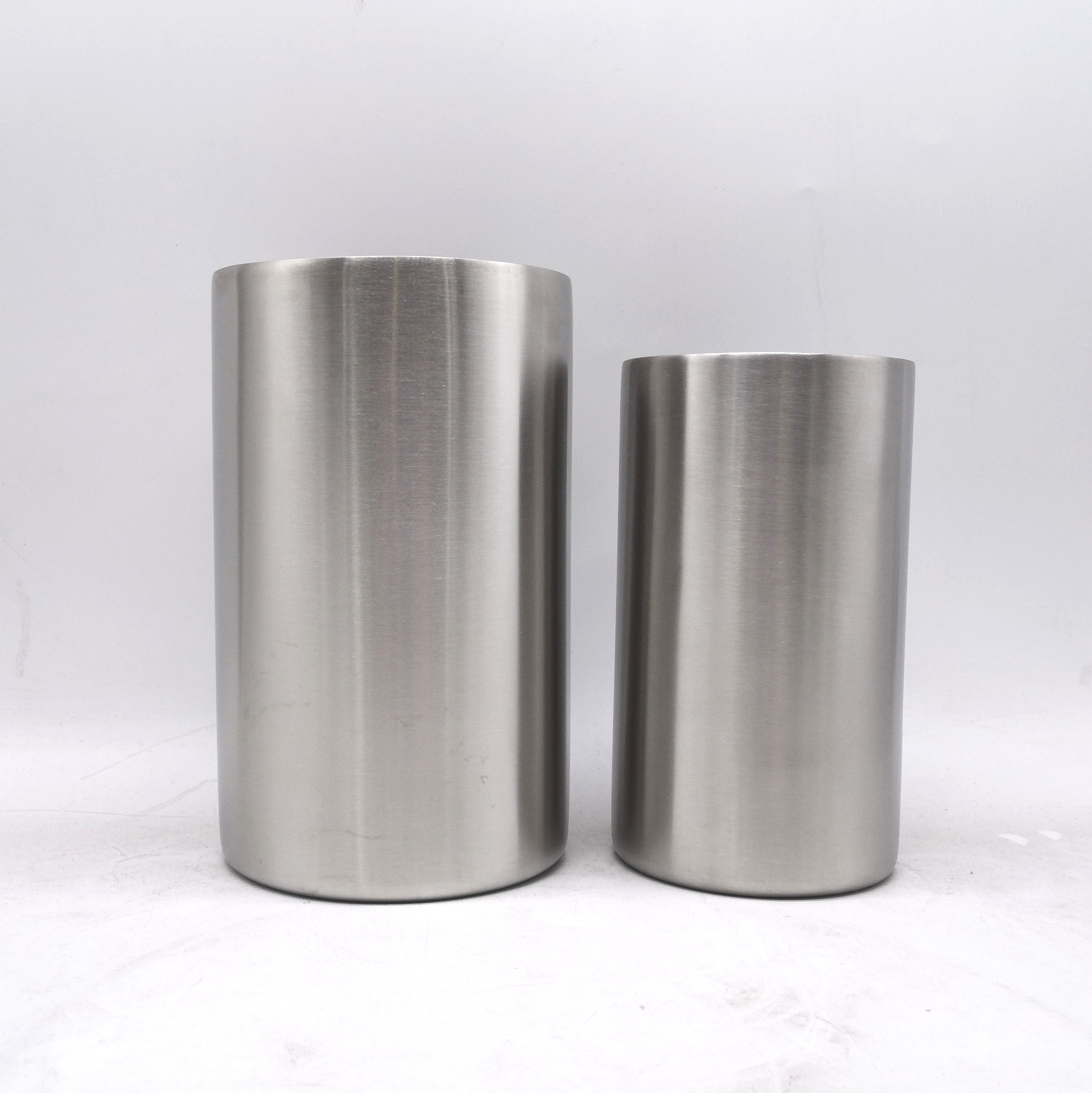1600ml 18/8 Stainless Steel Double Wall Wine Bottle Chiller Champagne Ice Bucket Wine Chiller Wine Cooler Bucket