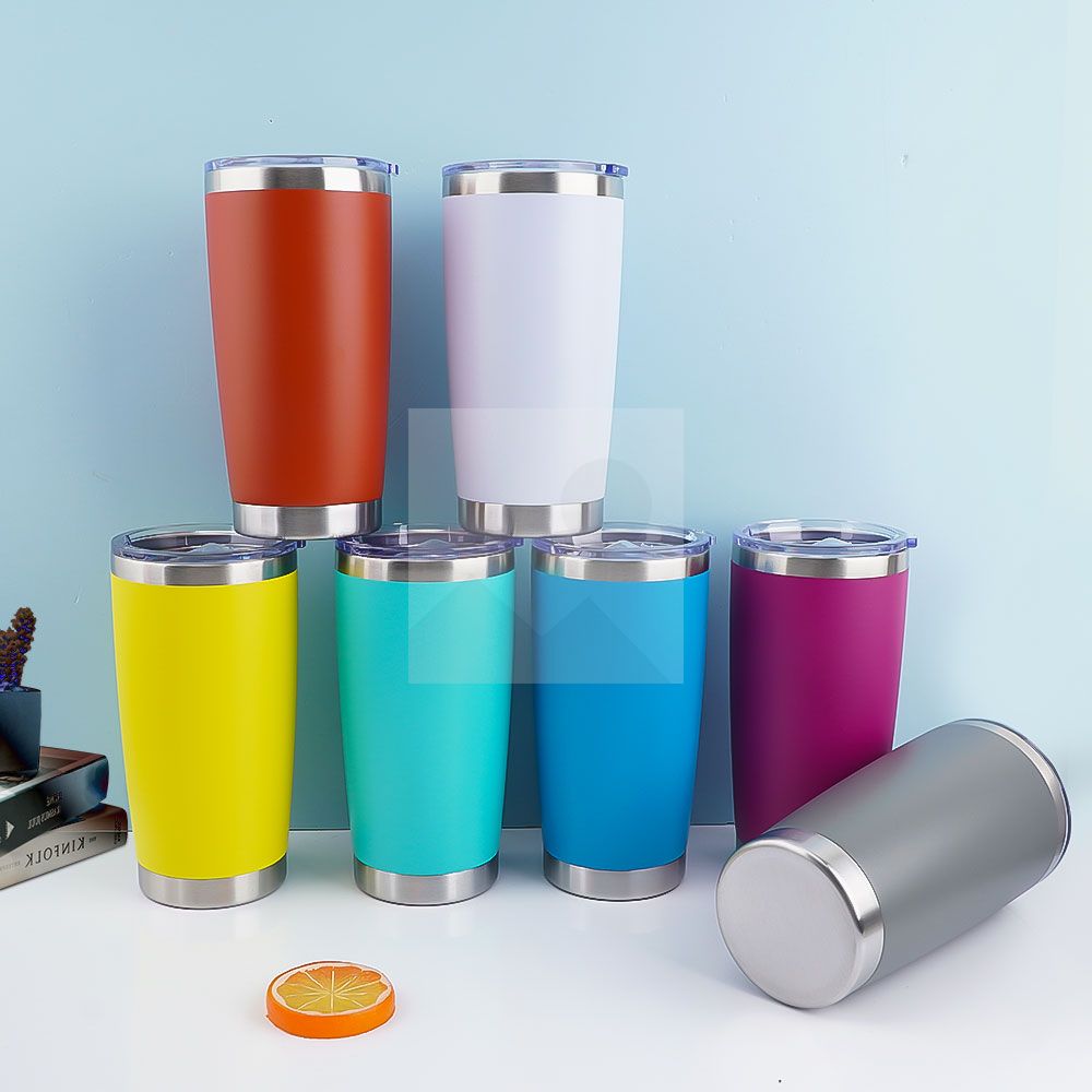 600 ml /20 oz Car Cup Double stainless steel vacuum insulated water bottle Travel Tumbler Sport Water Bottle with leak-proof cap