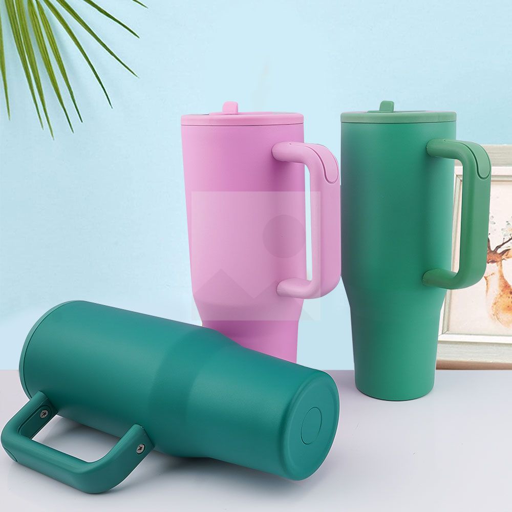 New design Custom logo 40 oz double wall Hot water cup Stainless steel insulated thermos cup with covered straw travel 40 oz tumbler