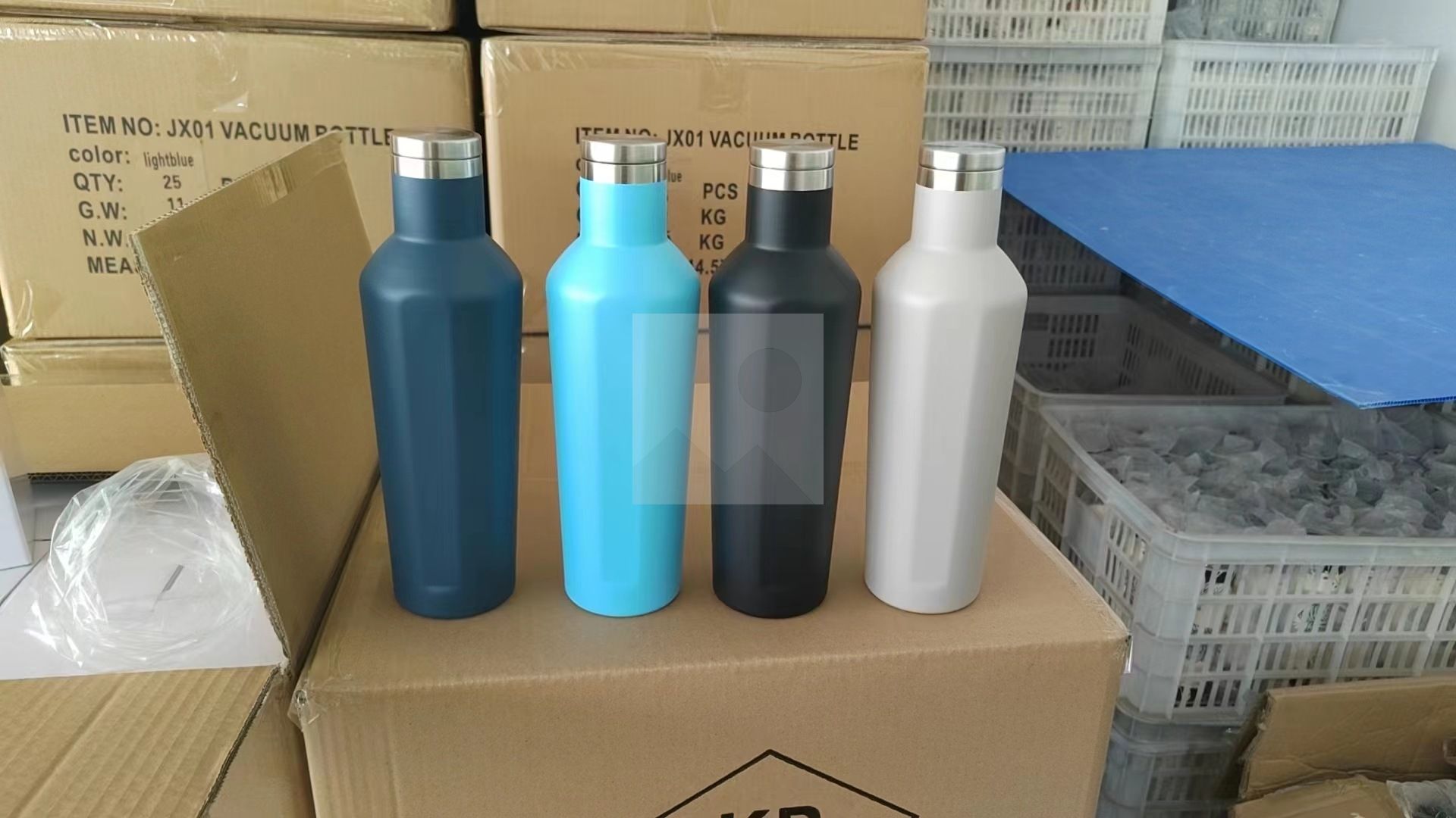 Coloured wine bottle Wine Bottle 750 ml stainless steel insulated bottle with vacuum seal cap