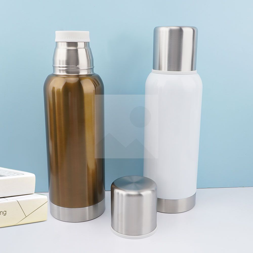 Custom colour 750ml 304 Yerba Companion Cup Double stainless steel thermos cup Vacuum thermos cup Hot water bottle with lid and straw