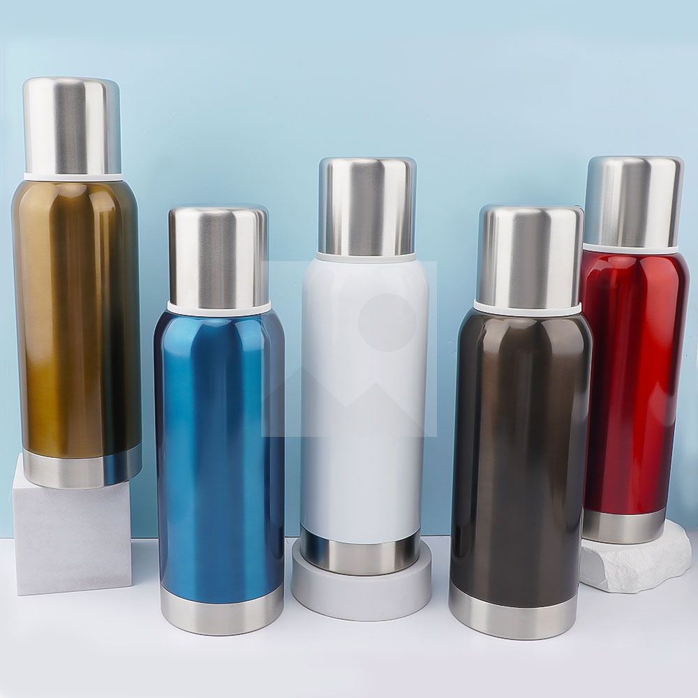 Custom colour 750ml 304 Yerba Companion Cup Double stainless steel thermos cup Vacuum thermos cup Hot water bottle with lid and straw