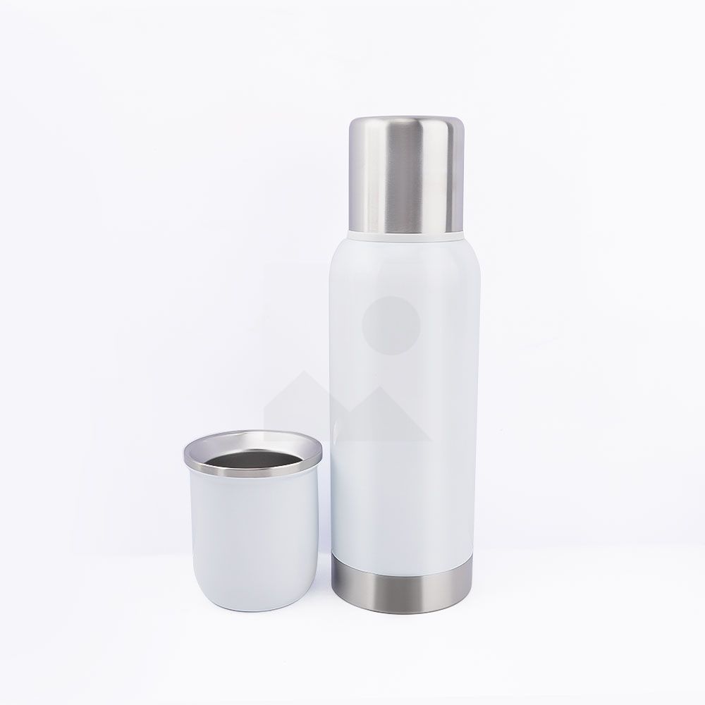 Custom color 750ml 240ml 304 Yerba Companion Cup Double stainless steel thermos cup Vacuum thermos cup Hot water bottle with straw