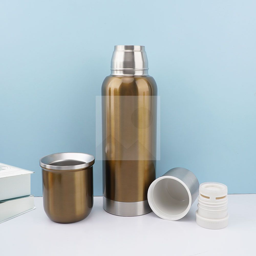 Custom color 750ml 240ml 304 Yerba Companion Cup Double stainless steel thermos cup Vacuum thermos cup Hot water bottle with straw