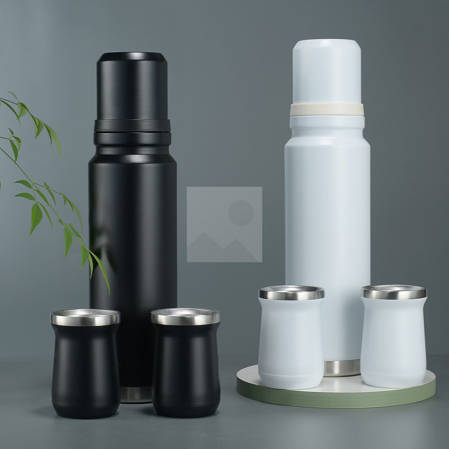 960 ml modern design Bullet shape outdoor travel Yerba Companion Kit vacuum bottle with 2 business gift thermos cups