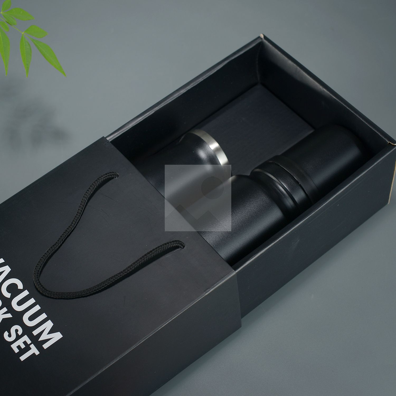 960 ml modern design Bullet shape outdoor travel Yerba Companion Kit vacuum bottle with 2 business gift thermos cups