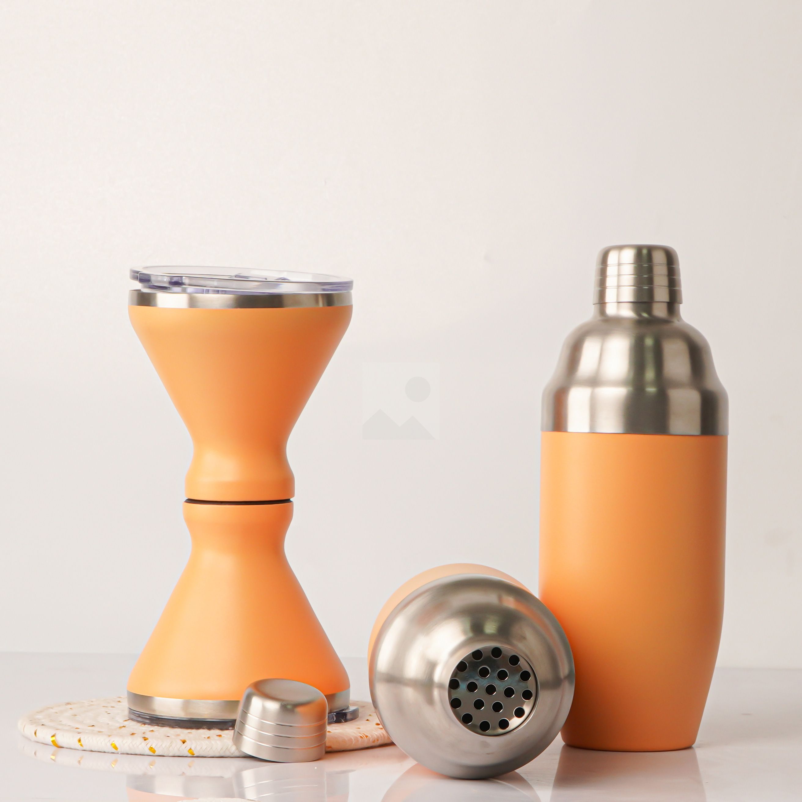 Bar Shakers 8oz 17oz Wholesale 304 Stainless Steel Shaker Wine Set Bartender Set Shaker Cocktail Shaker Set Customized