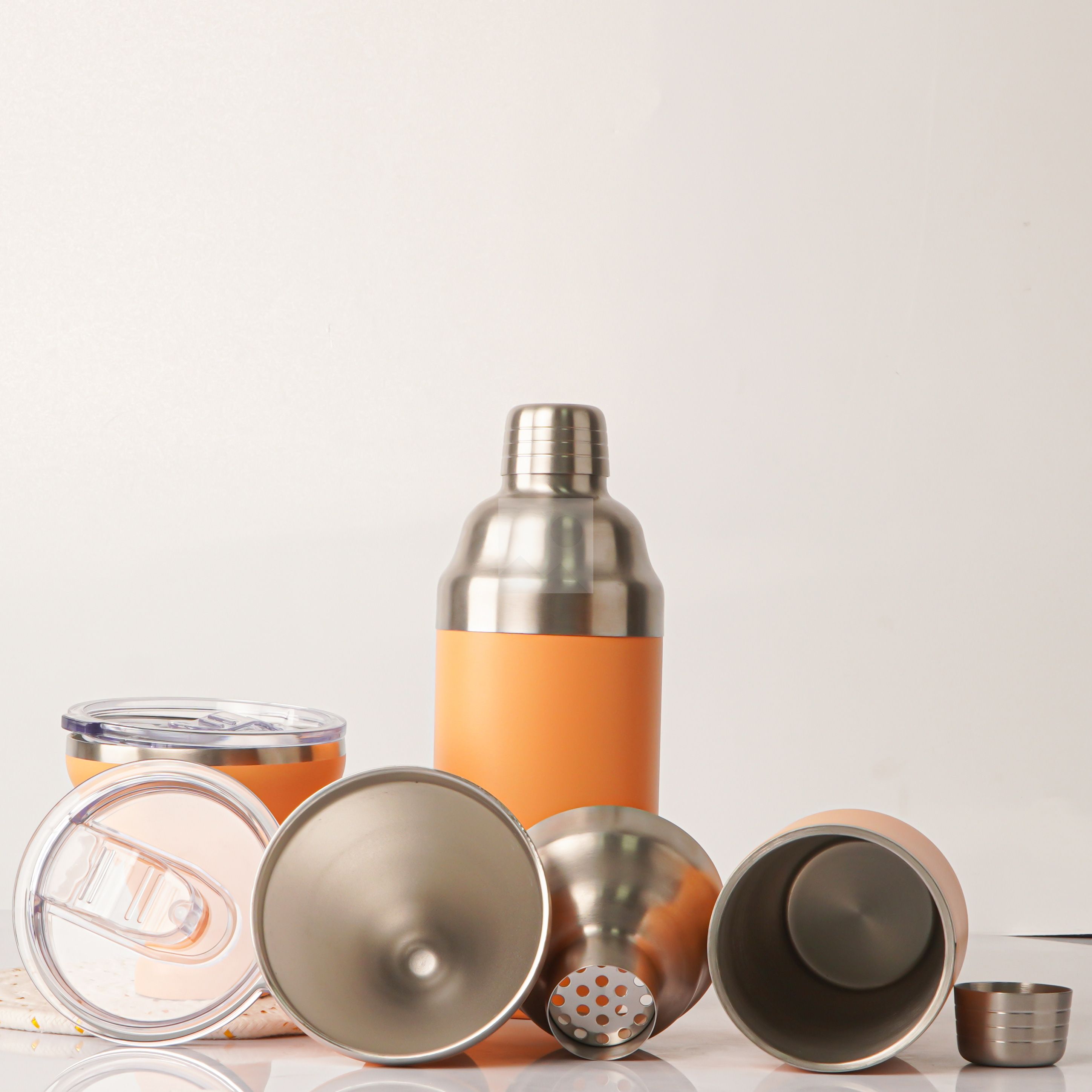 Bar Shakers 8oz 17oz Wholesale 304 Stainless Steel Shaker Wine Set Bartender Set Shaker Cocktail Shaker Set Customized